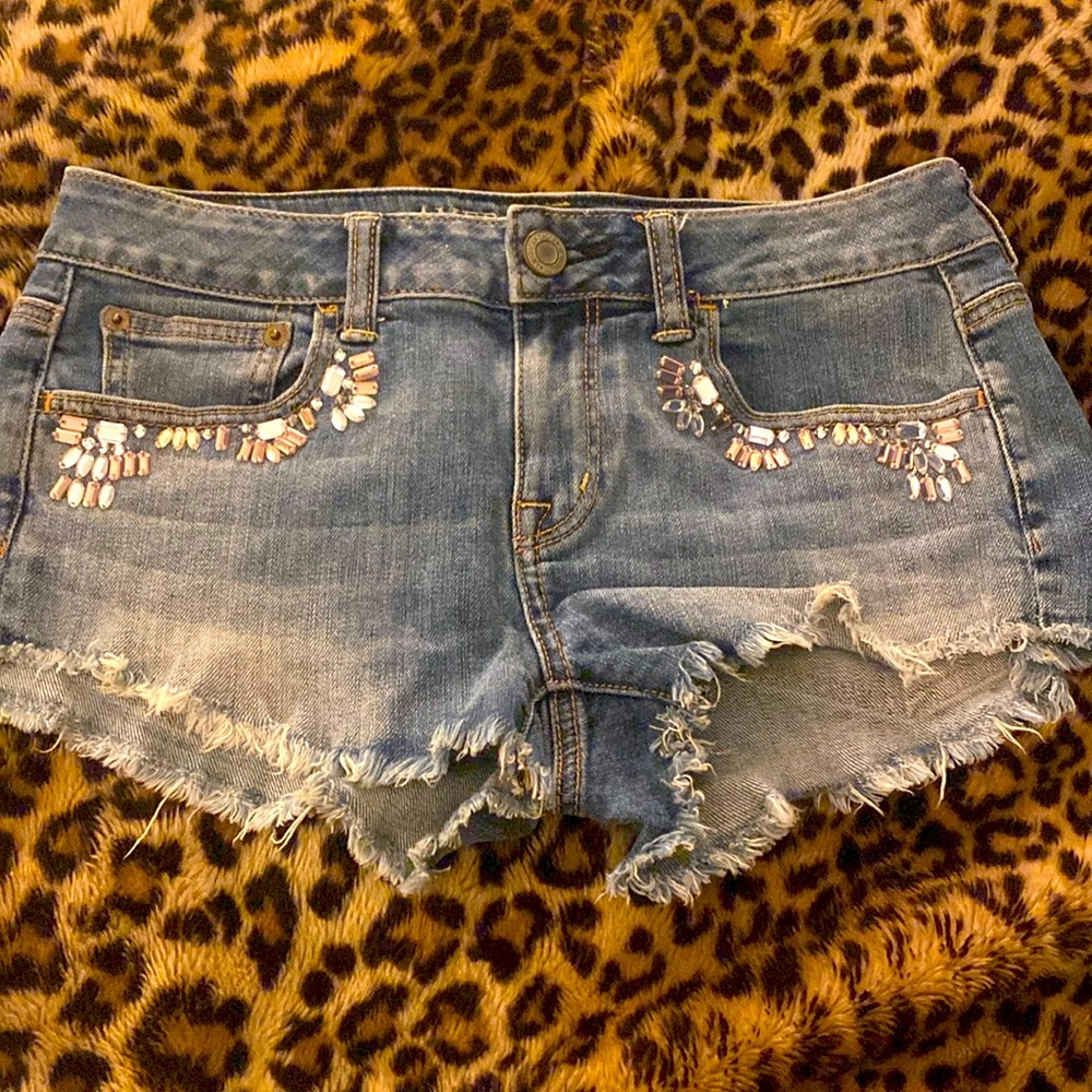 American Eagle size 2, Can Stretch 
Great Condition!